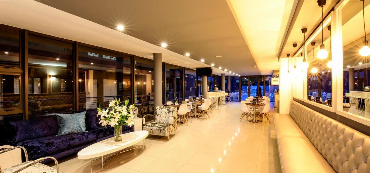 The Nicol Hotel And Apartments Johannesburg Exteriör bild